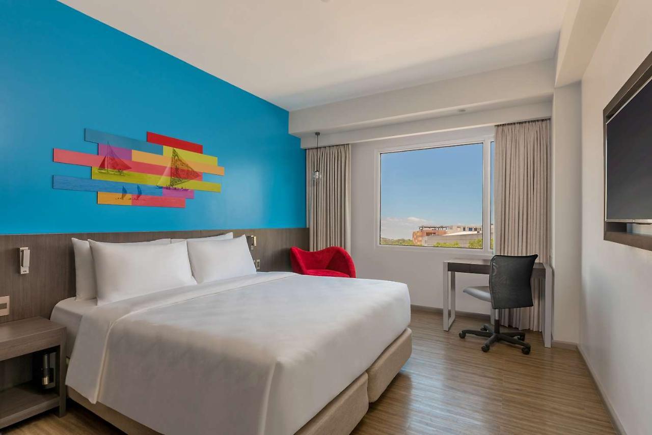 Park Inn By Radisson Iloilo Екстериор снимка