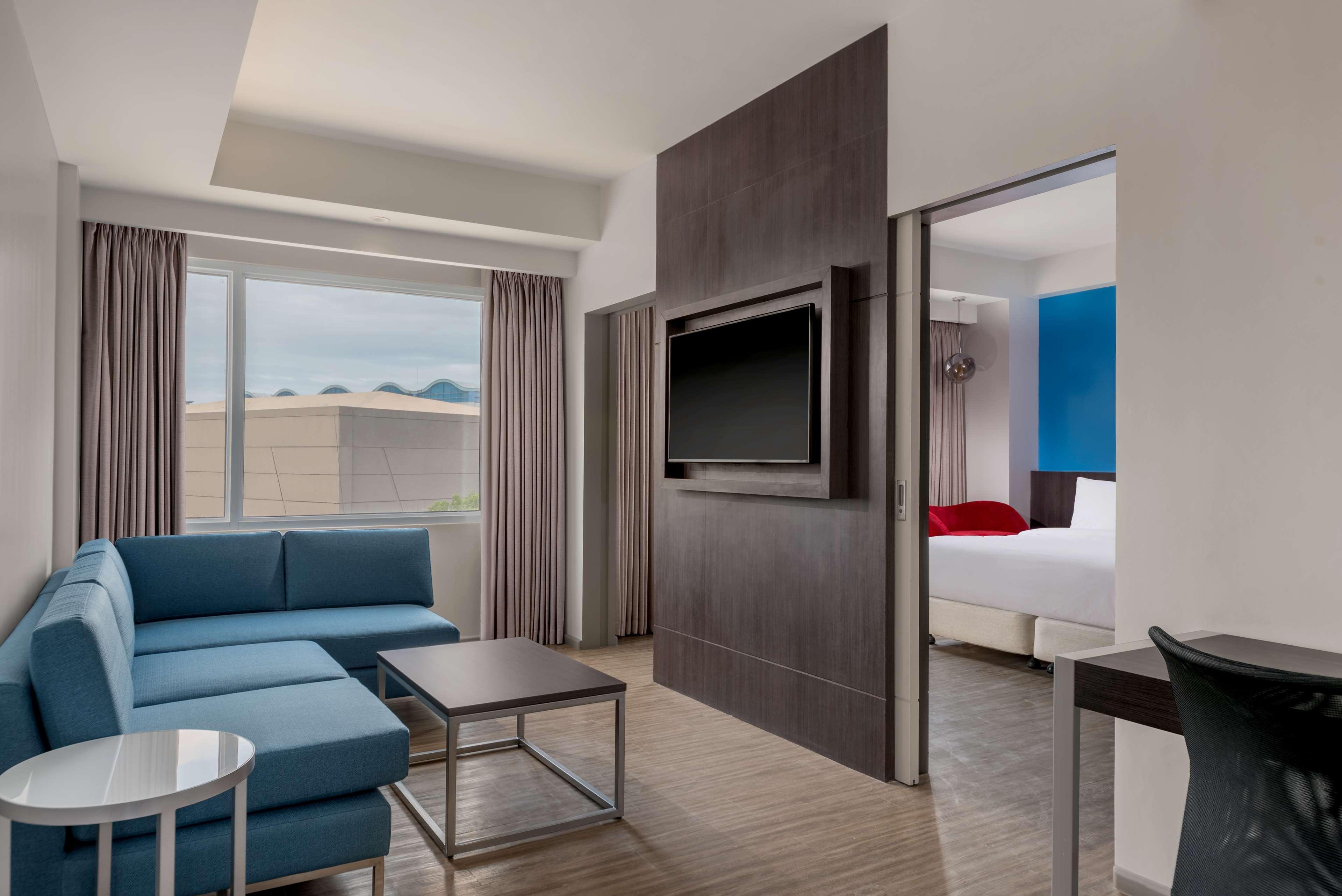 Park Inn By Radisson Iloilo Екстериор снимка