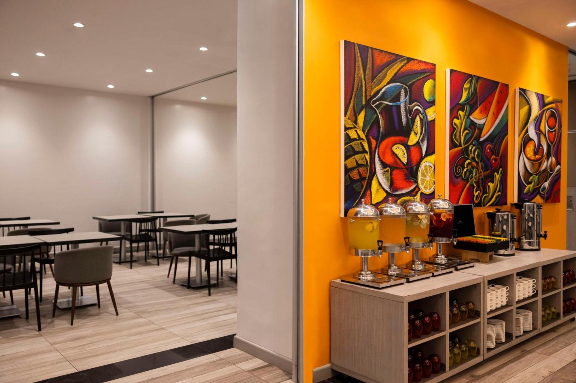 Park Inn By Radisson Iloilo Екстериор снимка